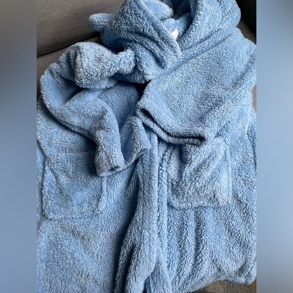 Teddy Bathrobe - Picture 2 of 6